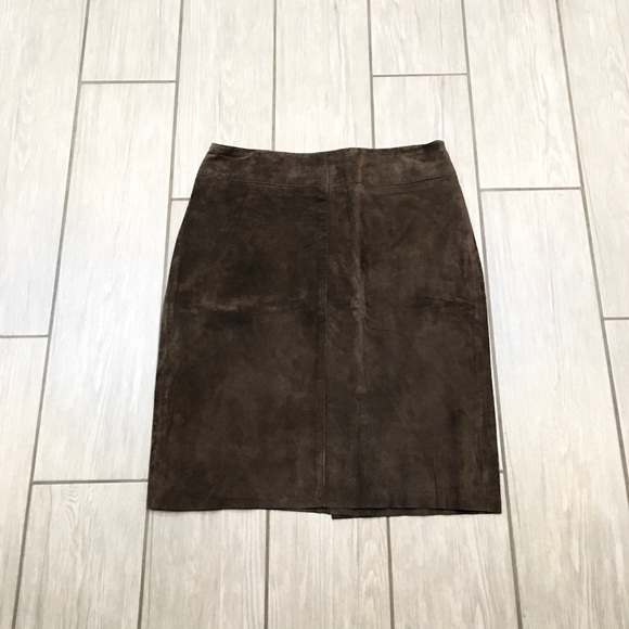 Express Dresses & Skirts - NWOT Express Dark Brown Leather Skirt - Size 1/2